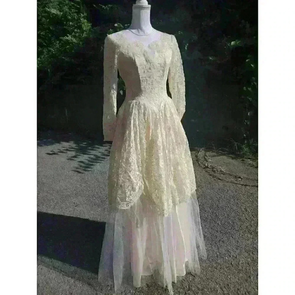 Vintage 50s Wedding Dress Lace And Button Up Back Size Small - Picture 1 of 5